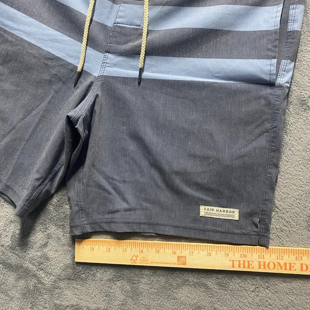 Fair Harbor Board Shorts Mens Size 34 Navy Blue Striped Swim Trunks